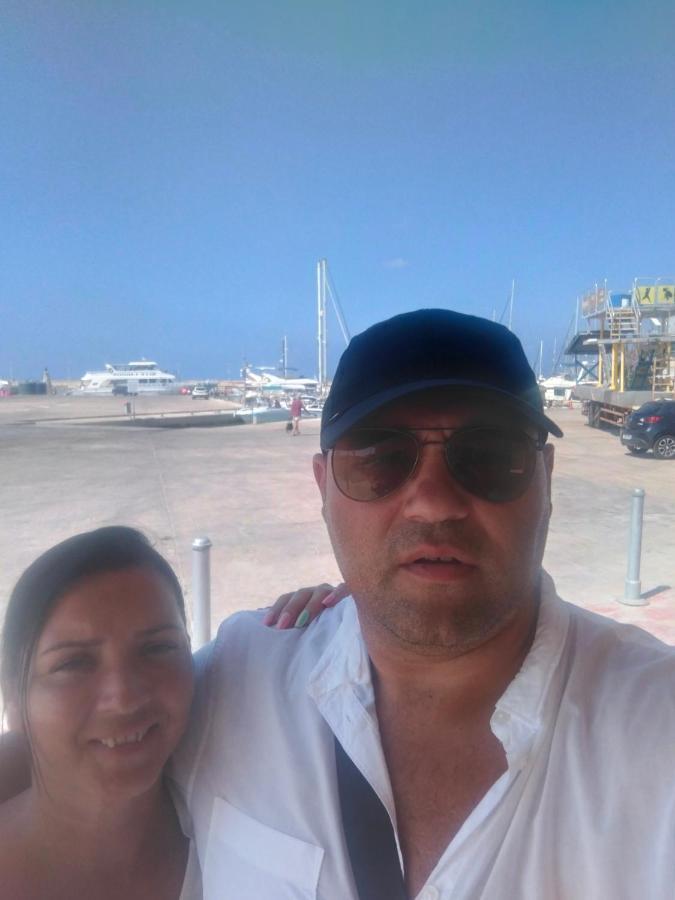 Boheme B6 Sunrise Beach Gastria Exterior foto