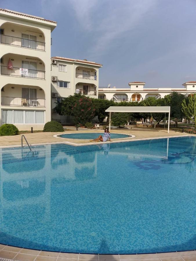 Boheme B6 Sunrise Beach Gastria Exterior foto