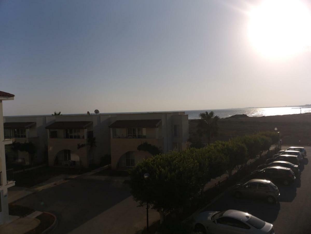 Boheme B6 Sunrise Beach Gastria Exterior foto